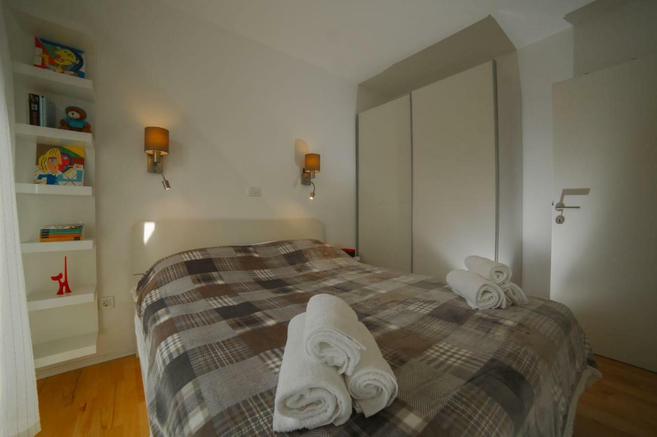 Amazing Luxury 4Star Apartment Laura Supetar Exteriör bild